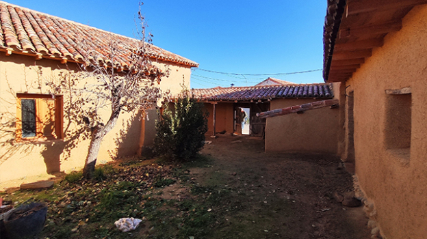 picture of Patios & Terraces and Single-Family Homes 