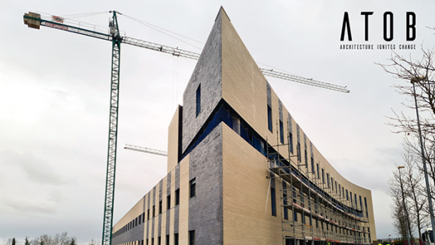 Imagen de Bien de interés cultural / Edificio protegido y Comercios 